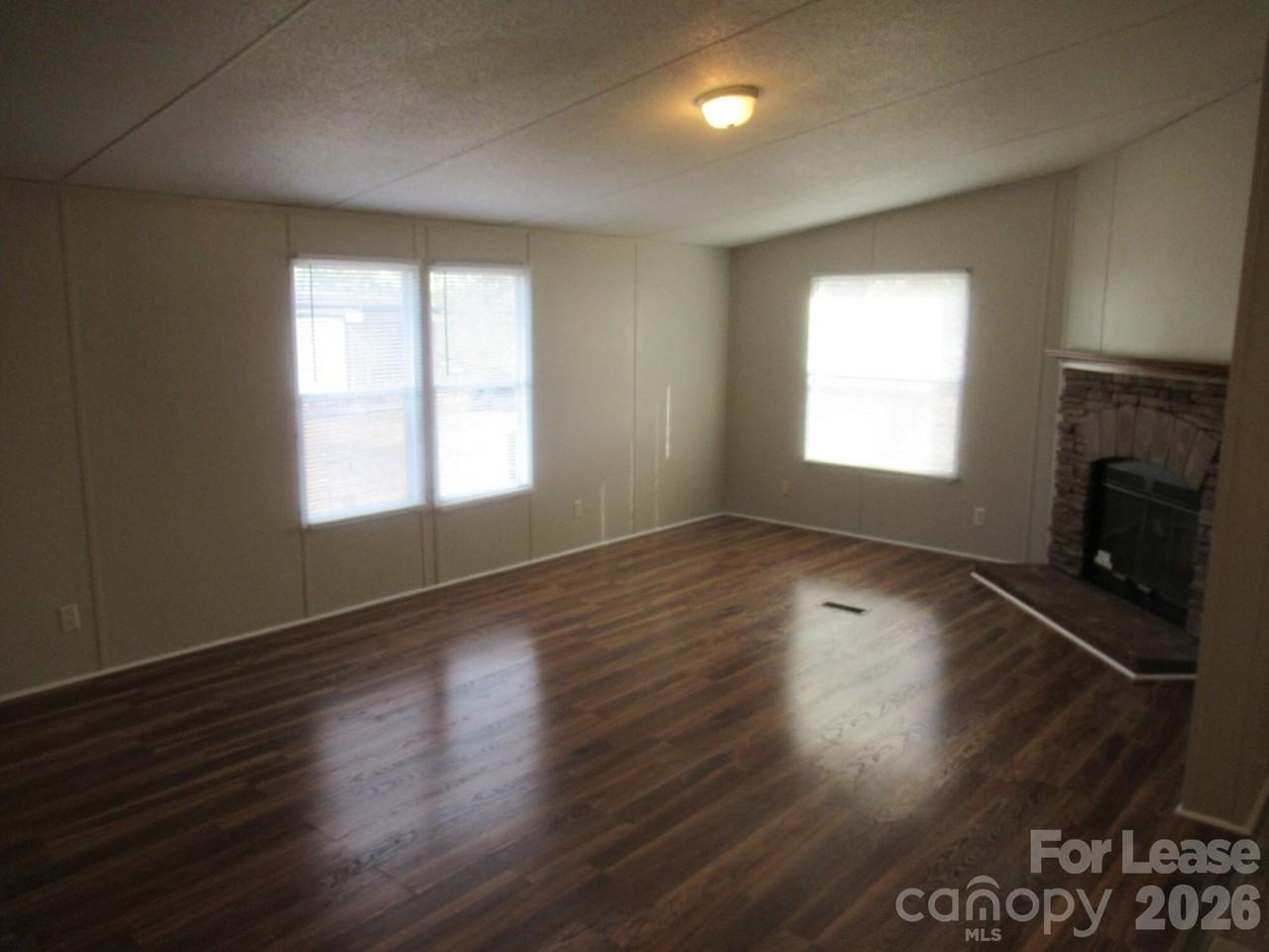 1157 Birkdale Ln - Photo 6 of 28