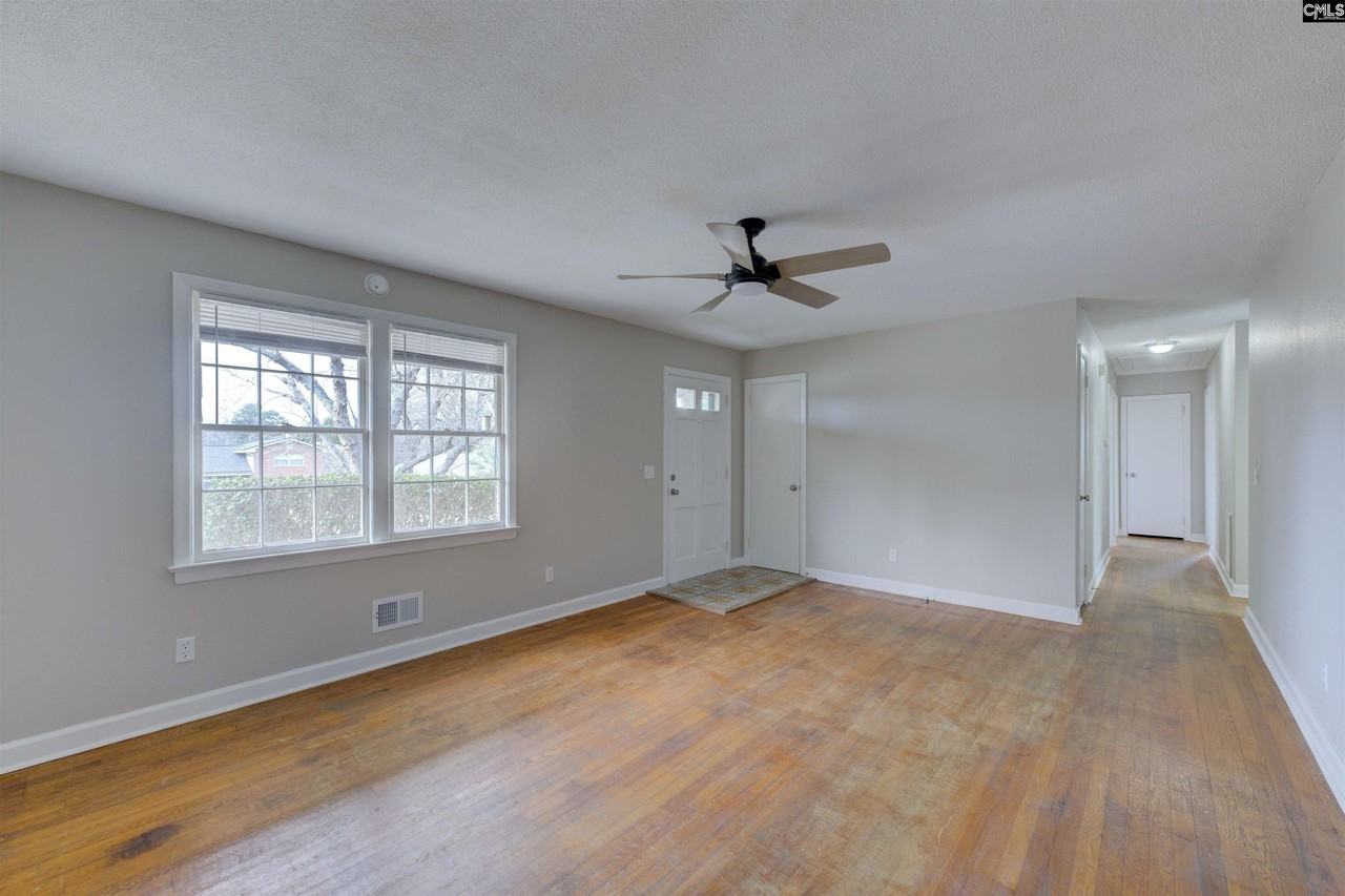 842 Eastmont Dr - Photo 6 of 22