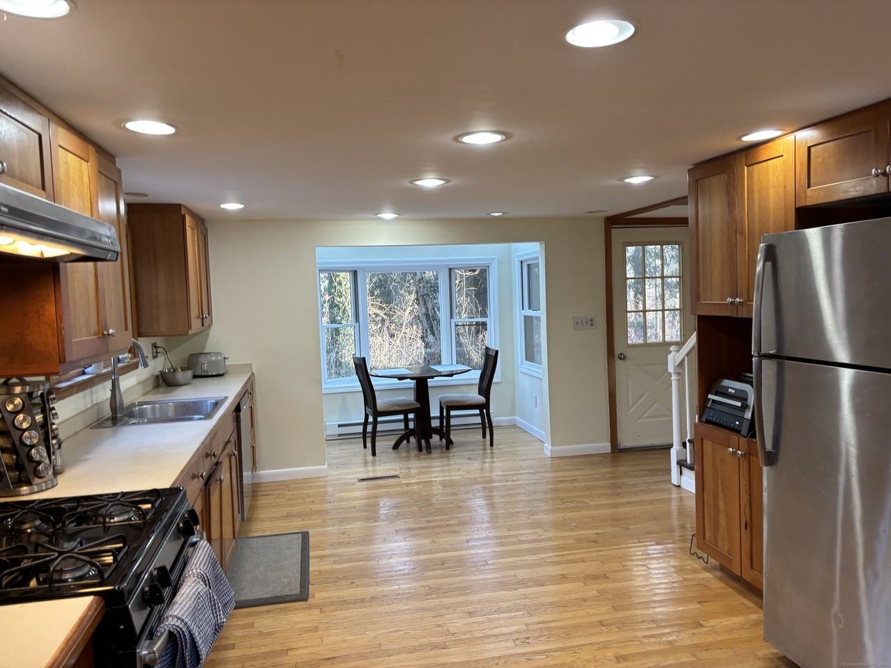 101 Boston Post Rd - Photo 5 of 9