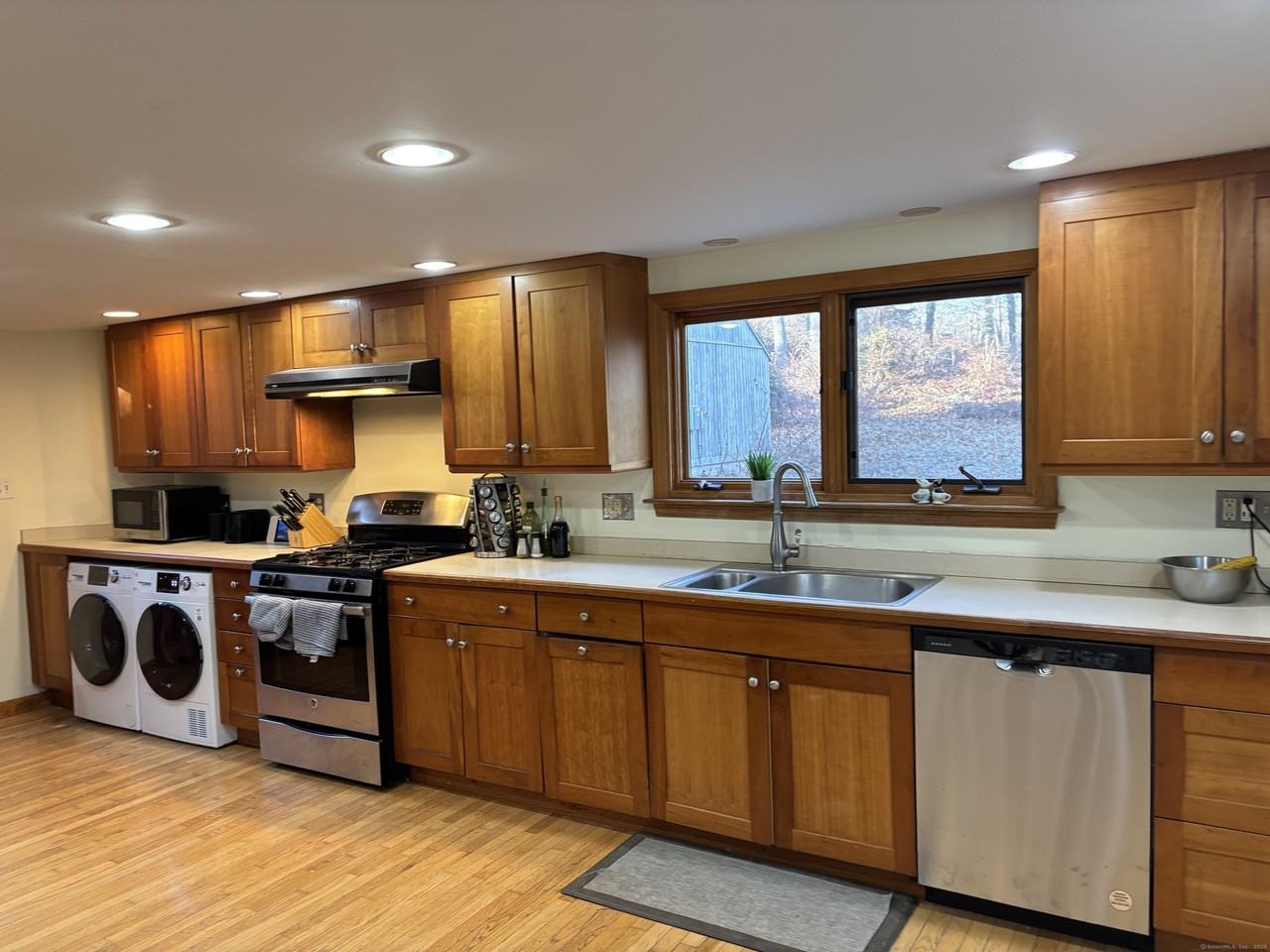 101 Boston Post Rd - Photo 6 of 9