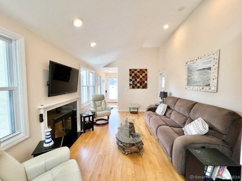 89 Orland St - Photo 3 of 17