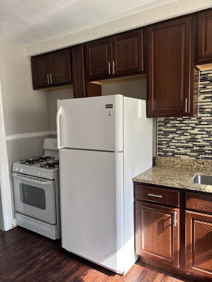 16194 Fielding St #2 - Photo 4 of 17