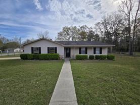 2501 Creekwood Dr - Photo 1 of 1