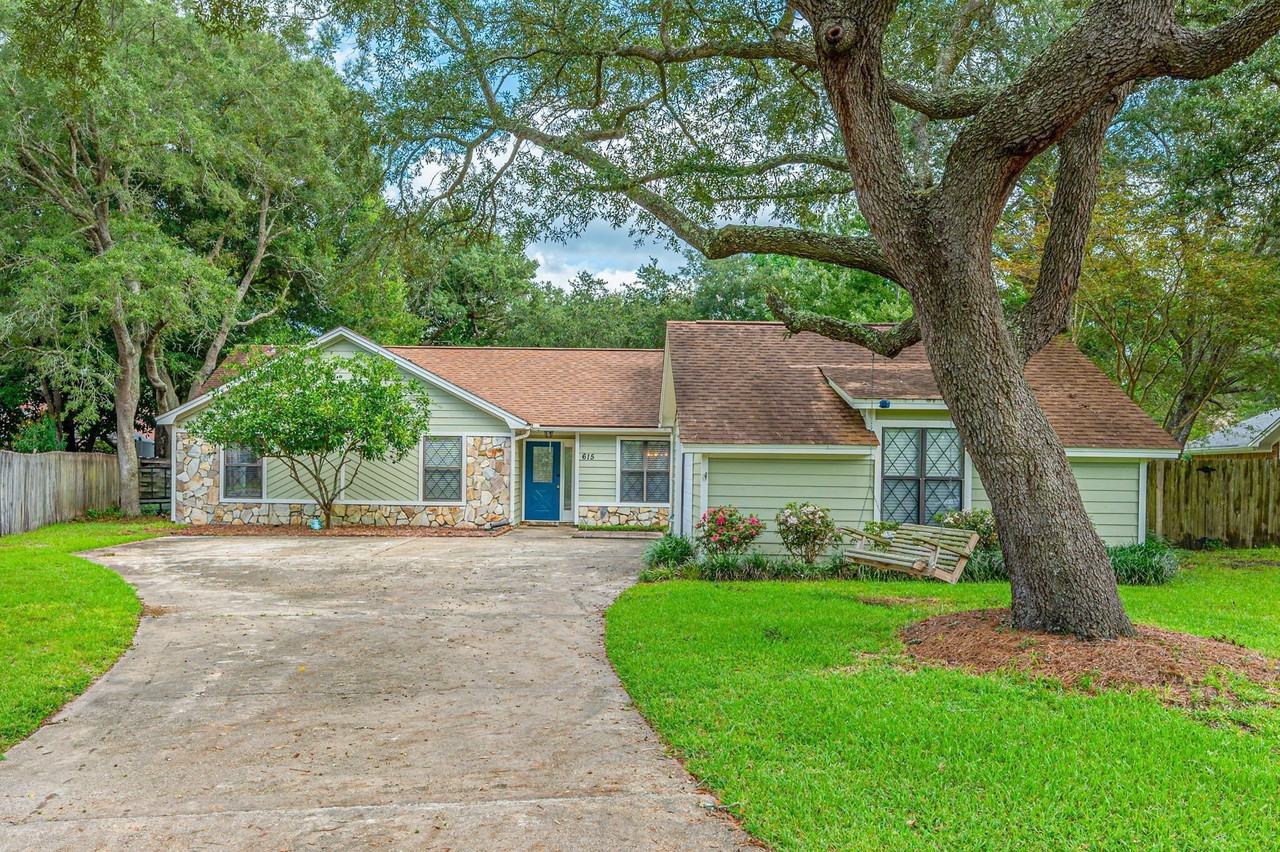 615 Saint Martin Cv - Photo 2 of 40