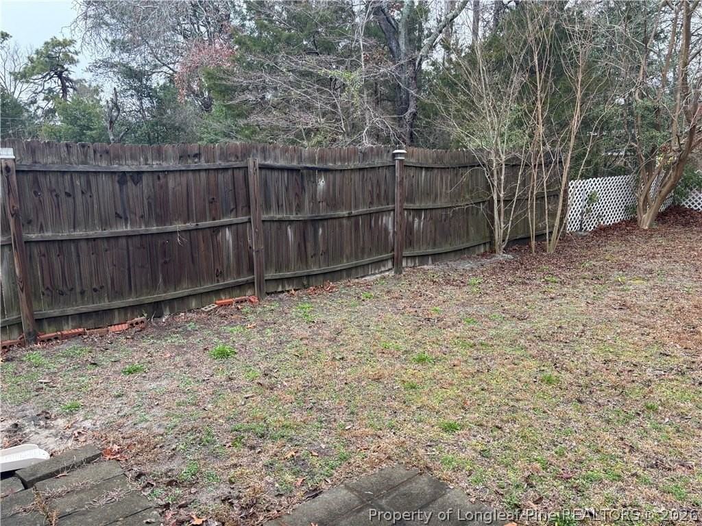 2153 Redstone Dr - Photo 3 of 15