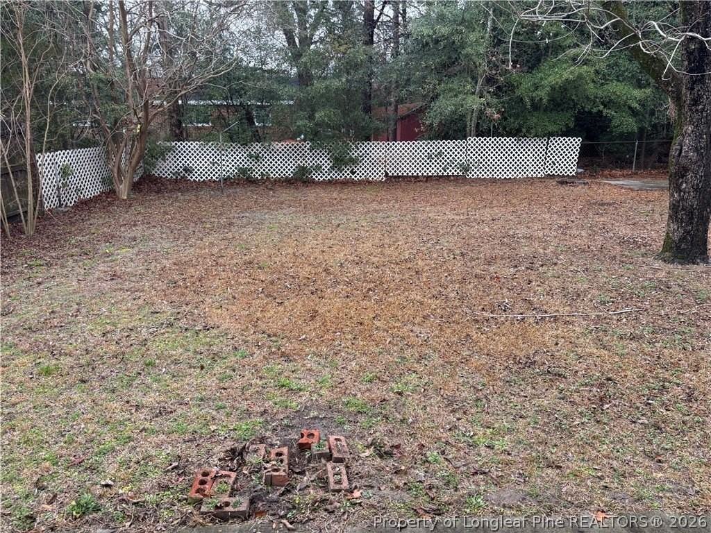 2153 Redstone Dr - Photo 4 of 15