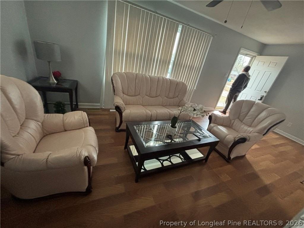 2153 Redstone Dr - Photo 6 of 15