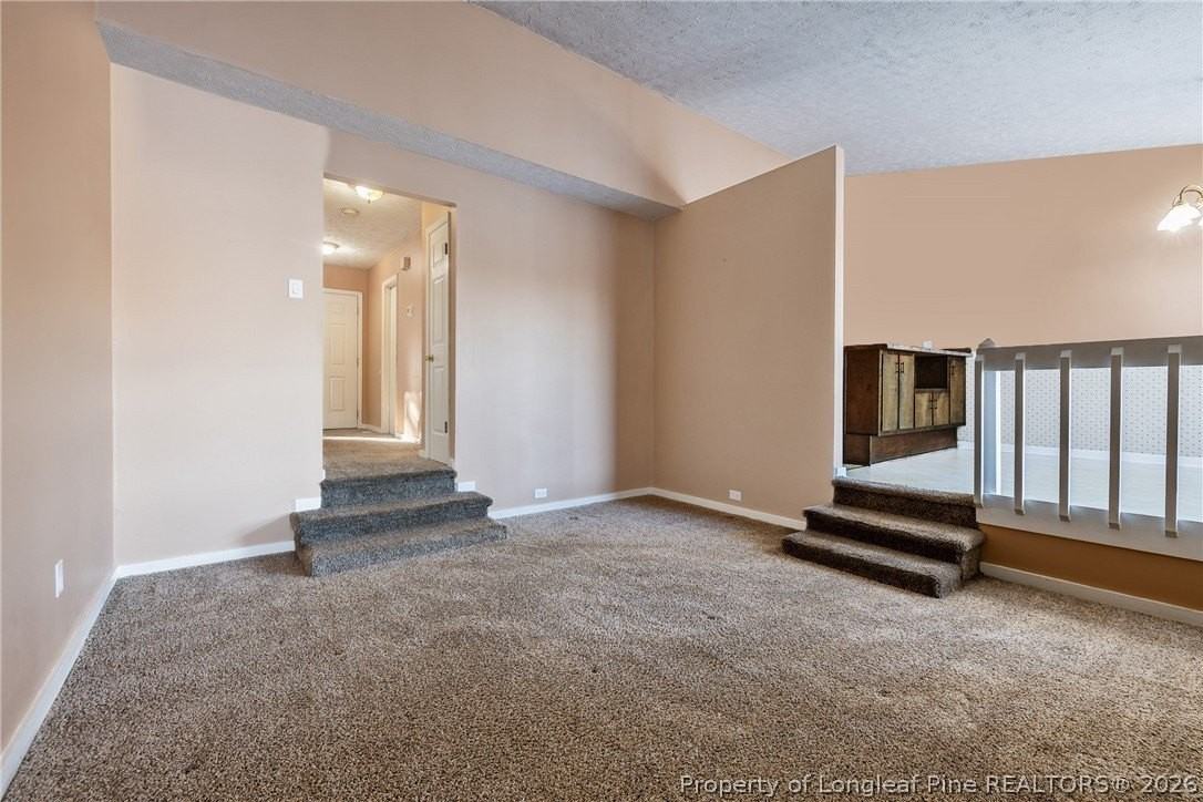 362 Terrace Ct - Photo 6 of 24