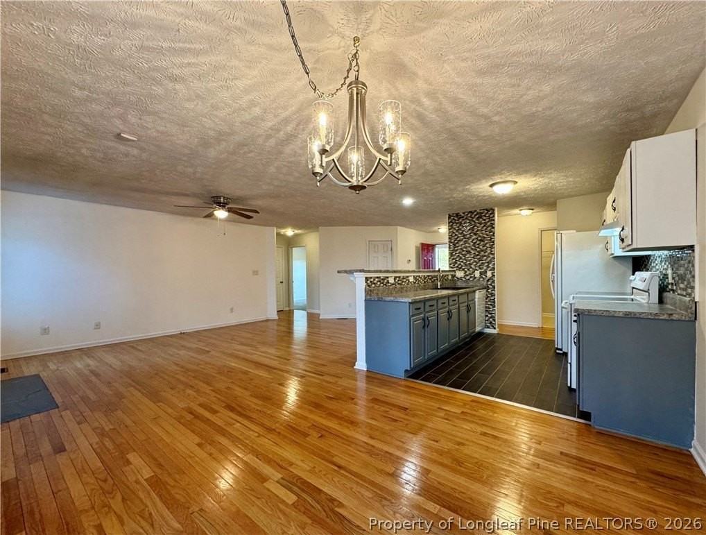 115 Zane Dr - Photo 6 of 23