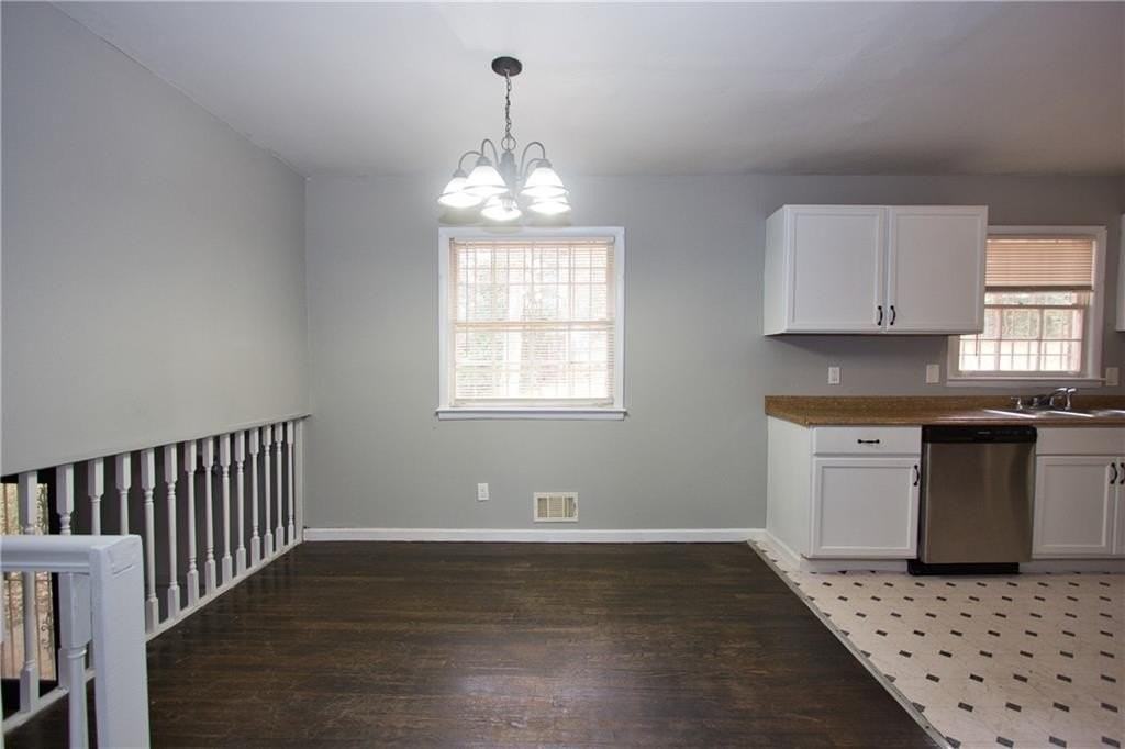 2974 Mcglynn Ct - Photo 7 of 28