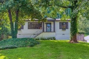 featured image of 2008 Shalimar Dr Ne