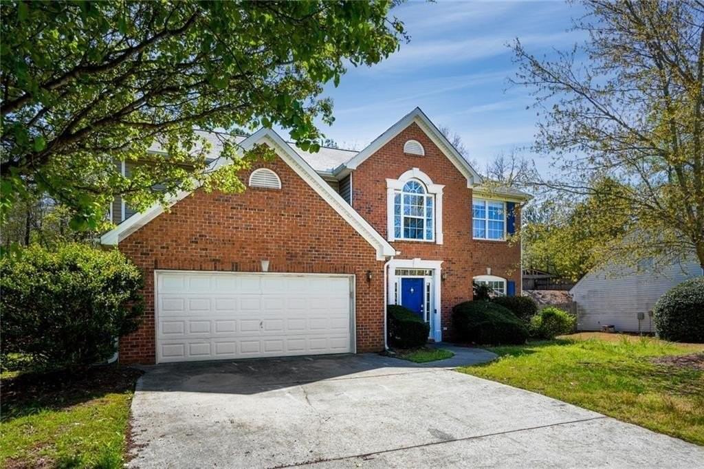 2455 Beckenham Pl - Photo 2 of 2