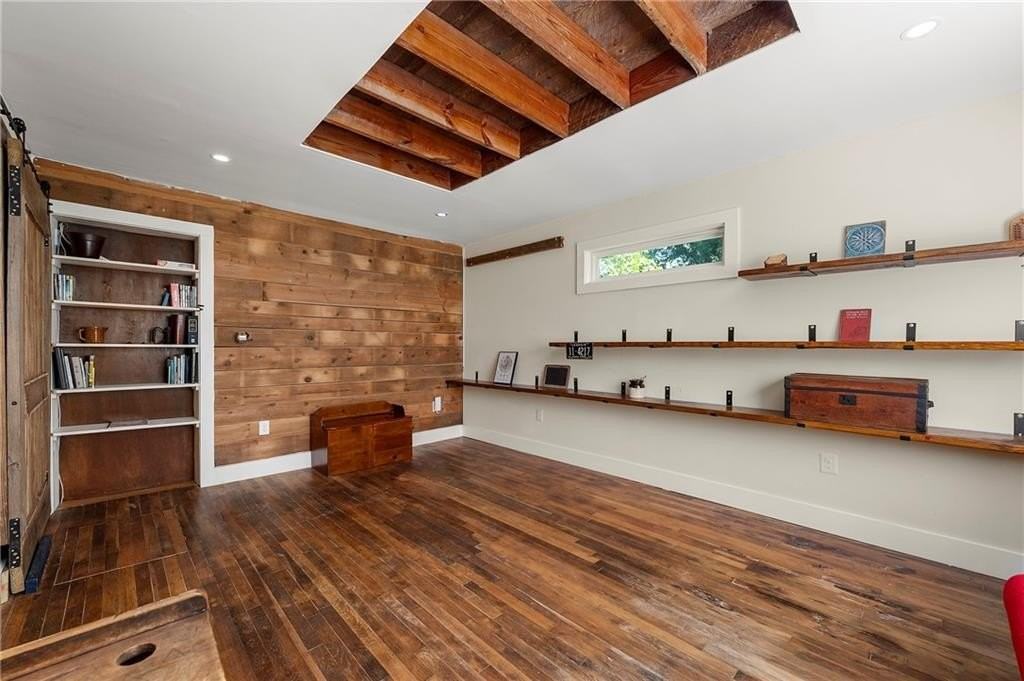 948 Margaret Pl Nw - Photo 3 of 20