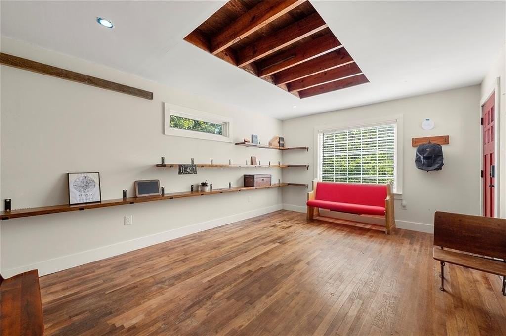 948 Margaret Pl Nw - Photo 4 of 20