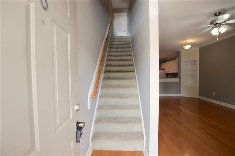 460 Barnett Shoals Rd #H6 - Photo 2 of 22