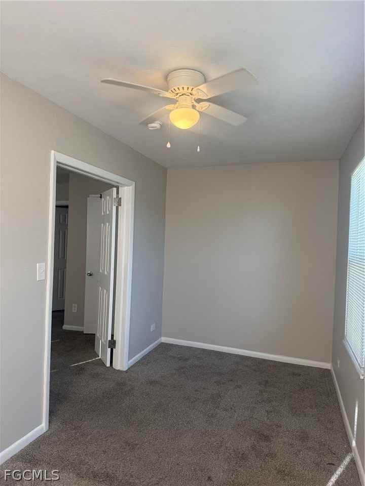 2304 Grand Ave - Photo 5 of 10