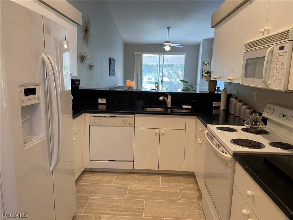 20691 Country Creek Dr #1326 - Photo 4 of 20