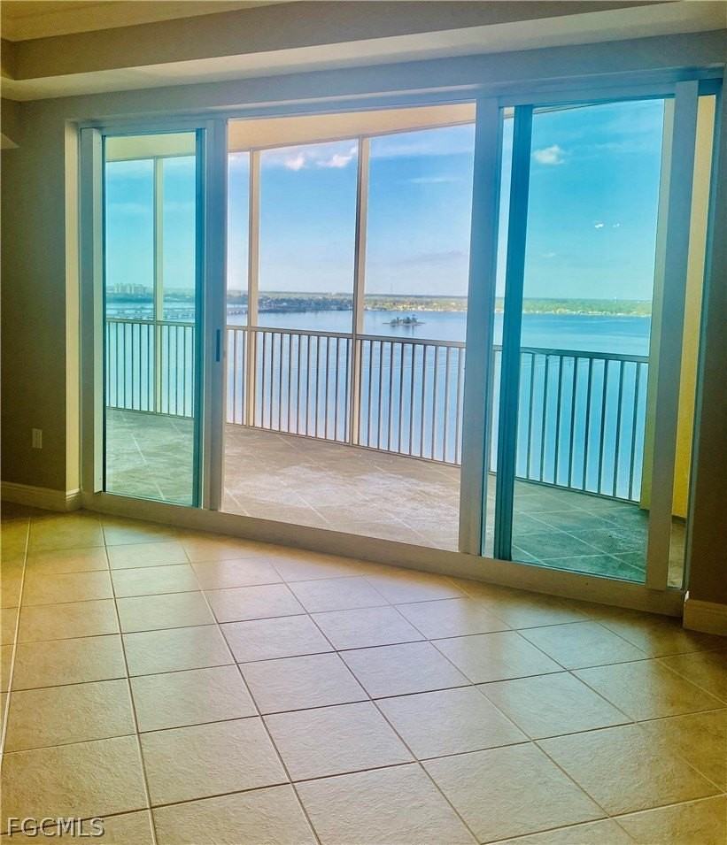 2743 1st St Apt 1504 - Photo 5 of 42