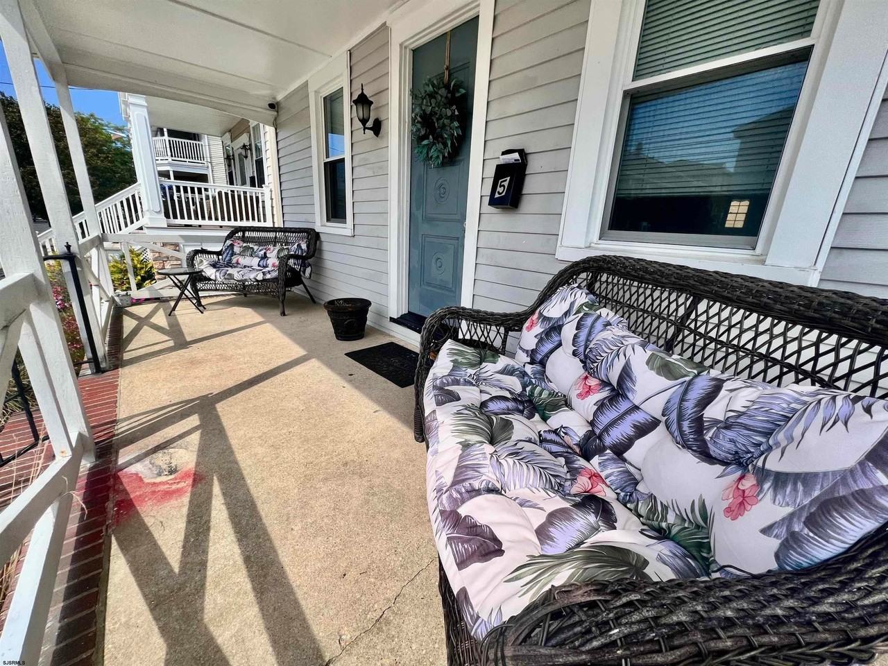 5 N Adams Ave - Photo 4 of 42