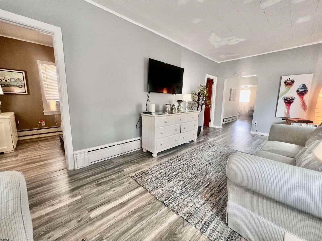 5 N Adams Ave - Photo 7 of 42