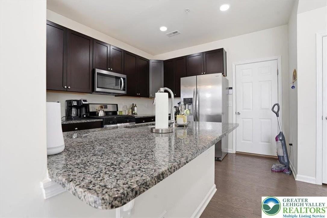 1457 Black Forest Dr - Photo 6 of 38