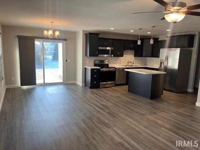 735 W Hamilton Rd - Photo 2 of 8