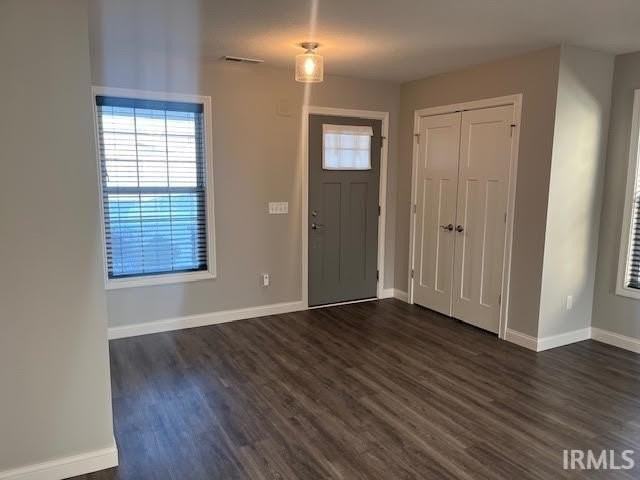 735 W Hamilton Rd - Photo 3 of 8