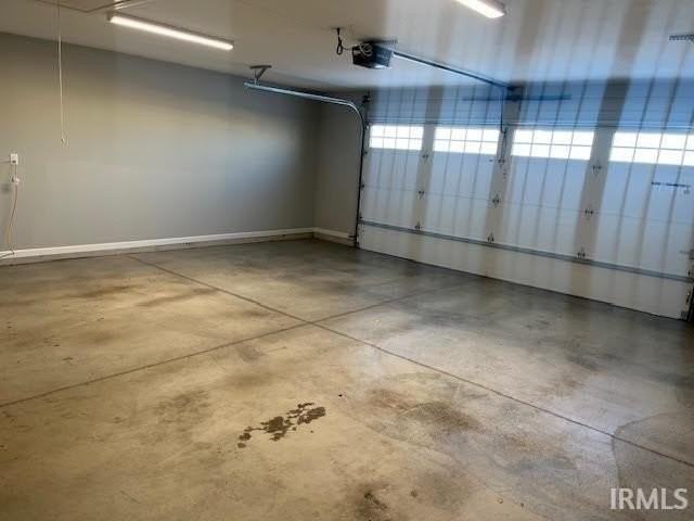 735 W Hamilton Rd - Photo 7 of 8