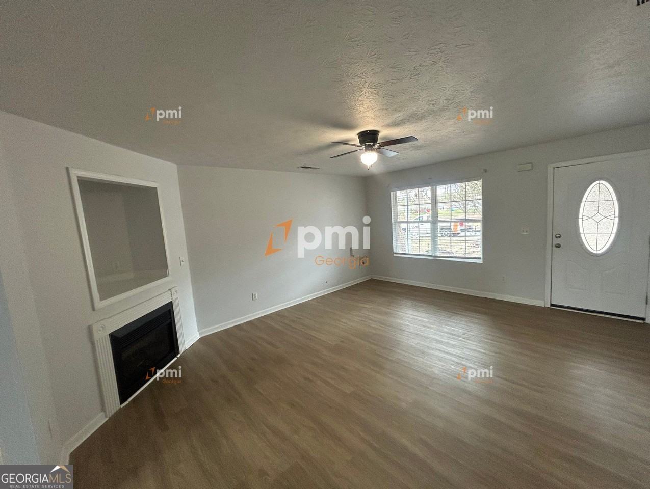 304 Klinetop Dr - Photo 3 of 11