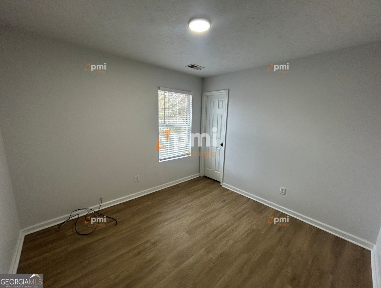 304 Klinetop Dr - Photo 4 of 11