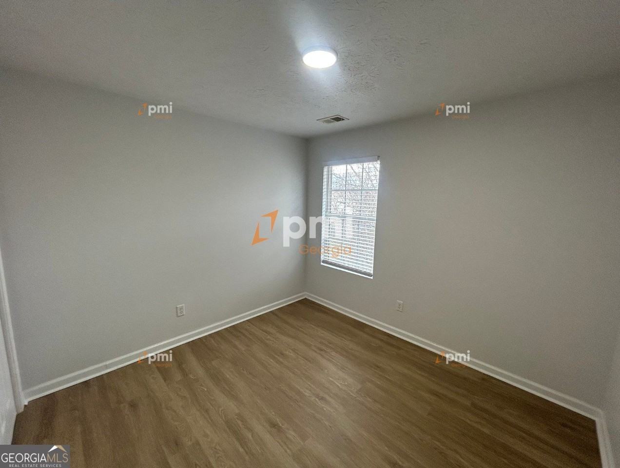 304 Klinetop Dr - Photo 7 of 11