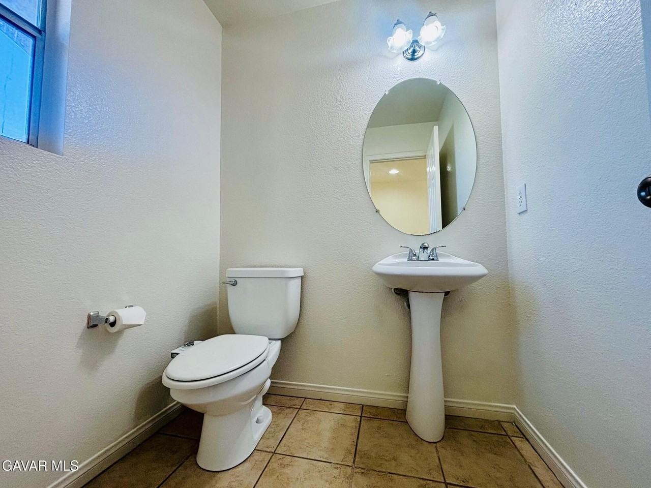 40350 Maravilla Dr - Photo 7 of 17