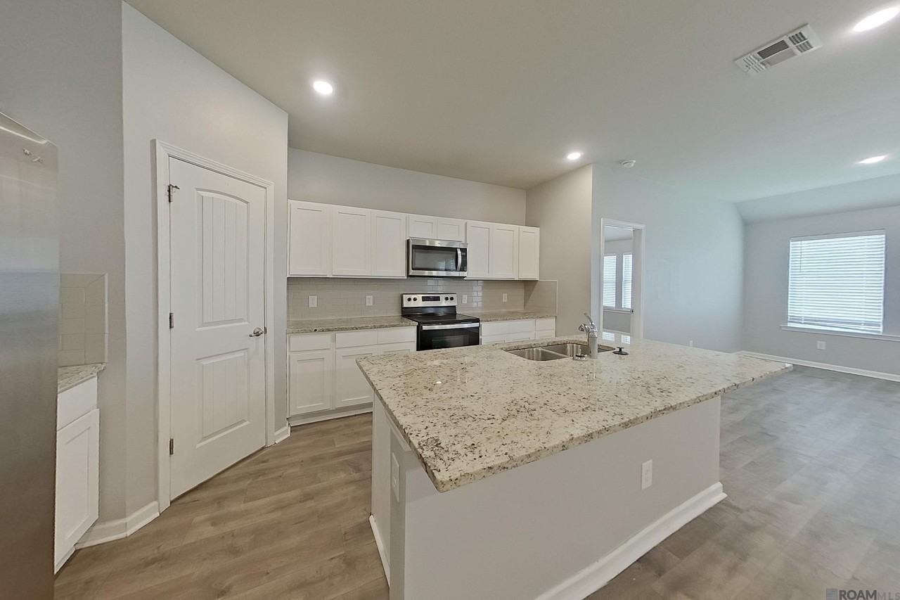 104 Yardley Ct - Photo 5 of 26