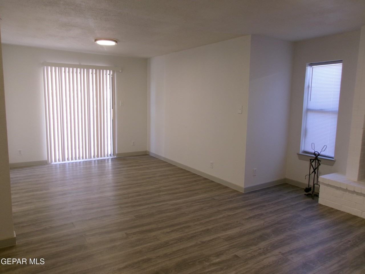 7013 Echo Cliffs Dr - Photo 6 of 24