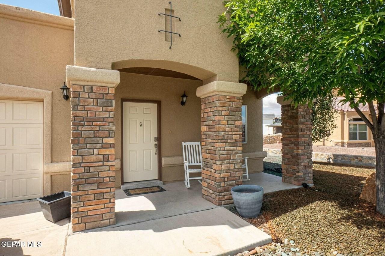 616 Valley Plum Ave - Photo 2 of 13