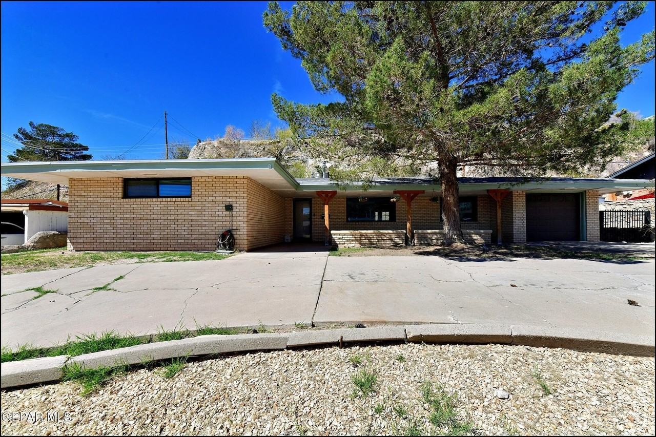 4217 Canterbury Dr - Photo 3 of 46