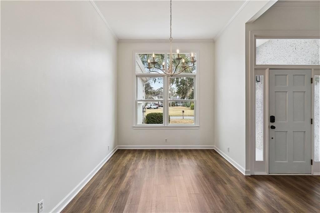 417 Colley Ln - Photo 4 of 39