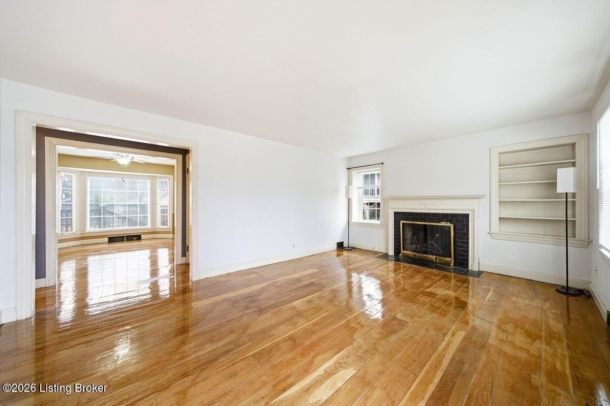 1209 Valley Dr - Photo 4 of 42