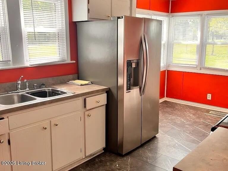 3724 Bashford Ave - Photo 5 of 12