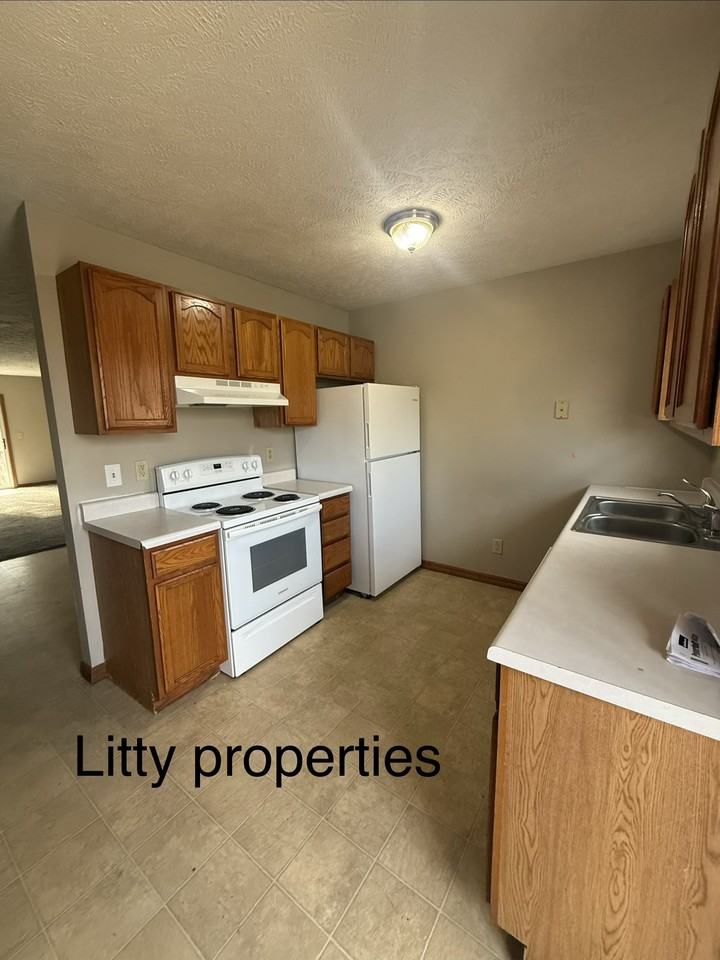 109 Ryan Rd #1 - Photo 2 of 11