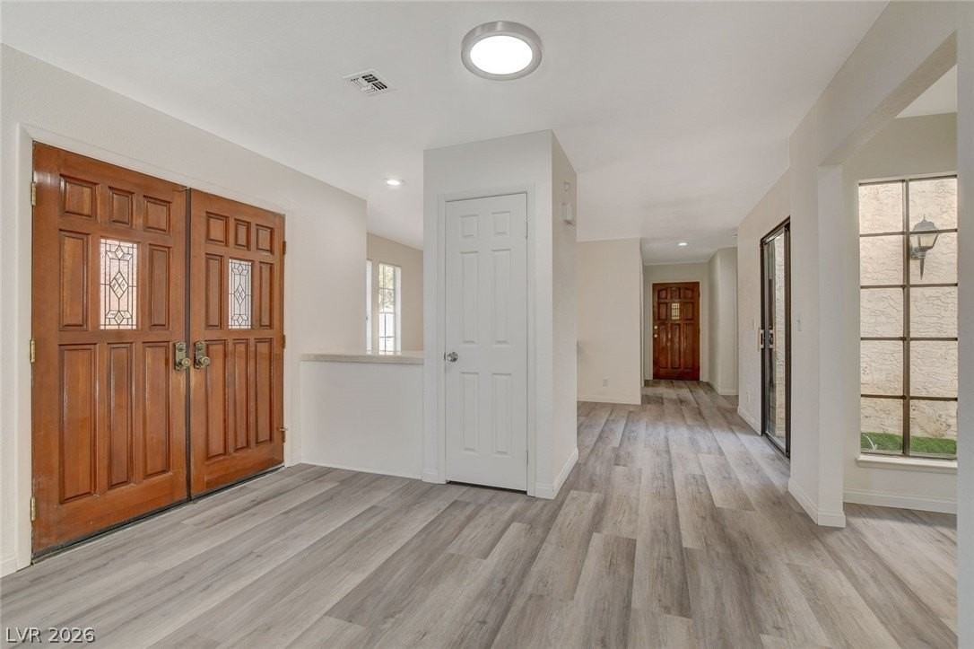 3996 Landsdown Pl - Photo 5 of 47