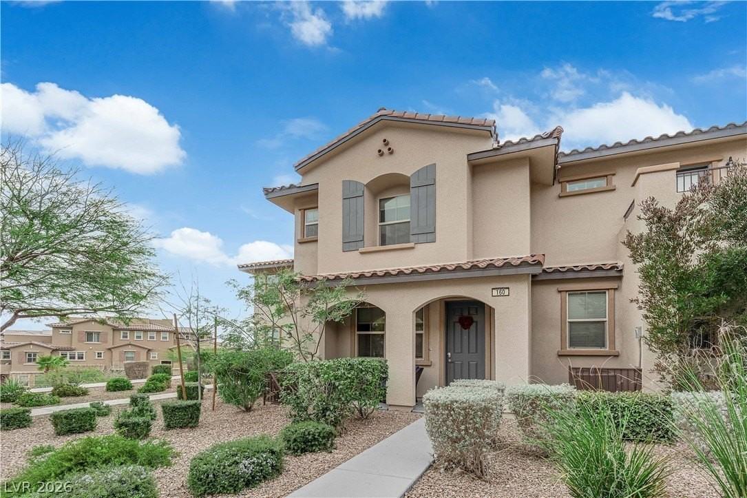 160 Lomita Heights Dr - Photo 3 of 37