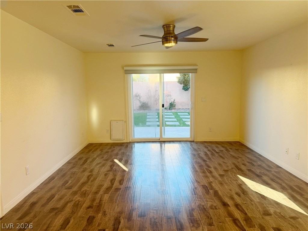 10008 Cape May St - Photo 2 of 40