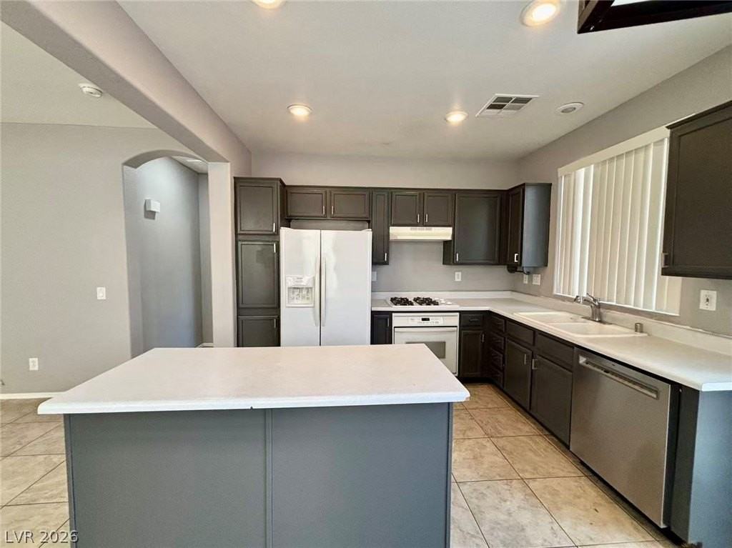 2376 Summer Home St - Photo 5 of 21