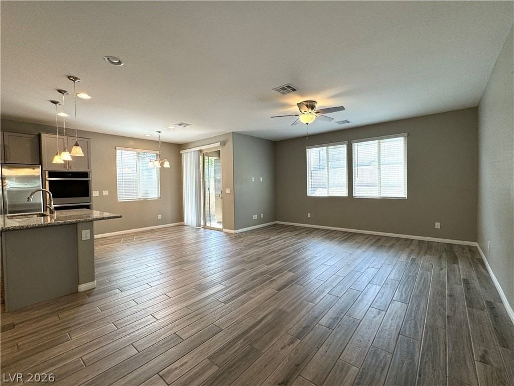 12545 Skylight View St - Photo 3 of 45