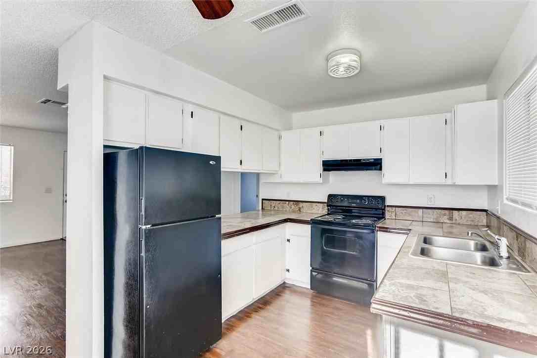 24 Rose Cir #A - Photo 6 of 28