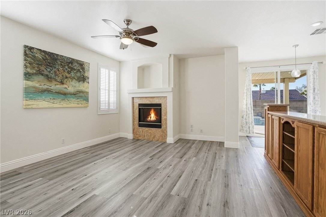 10071 Lemon Valley Ave - Photo 2 of 37