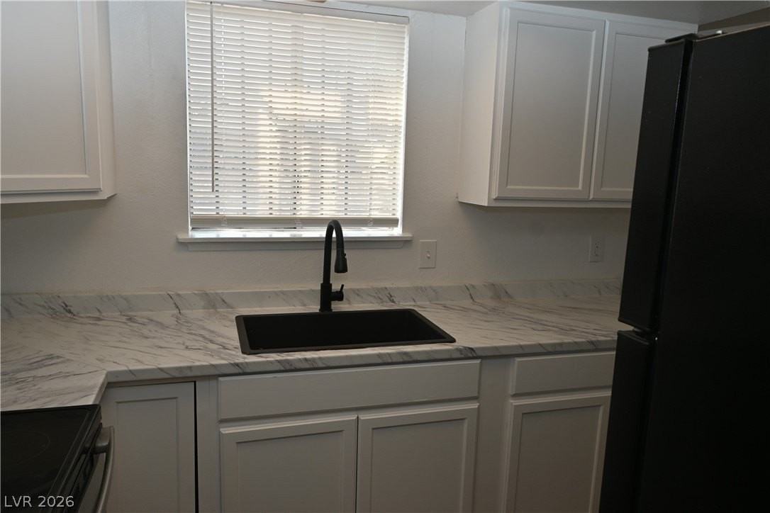 2301 Stewart Ave #B - Photo 6 of 20