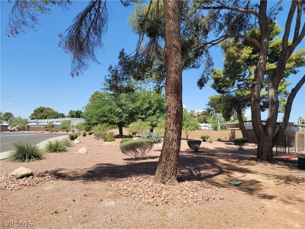 629 Pecos Way - Photo 6 of 18