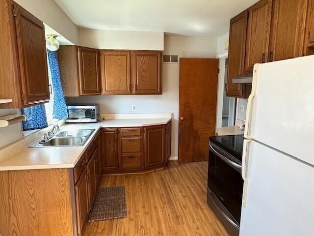 907 Bruce St - Photo 2 of 15